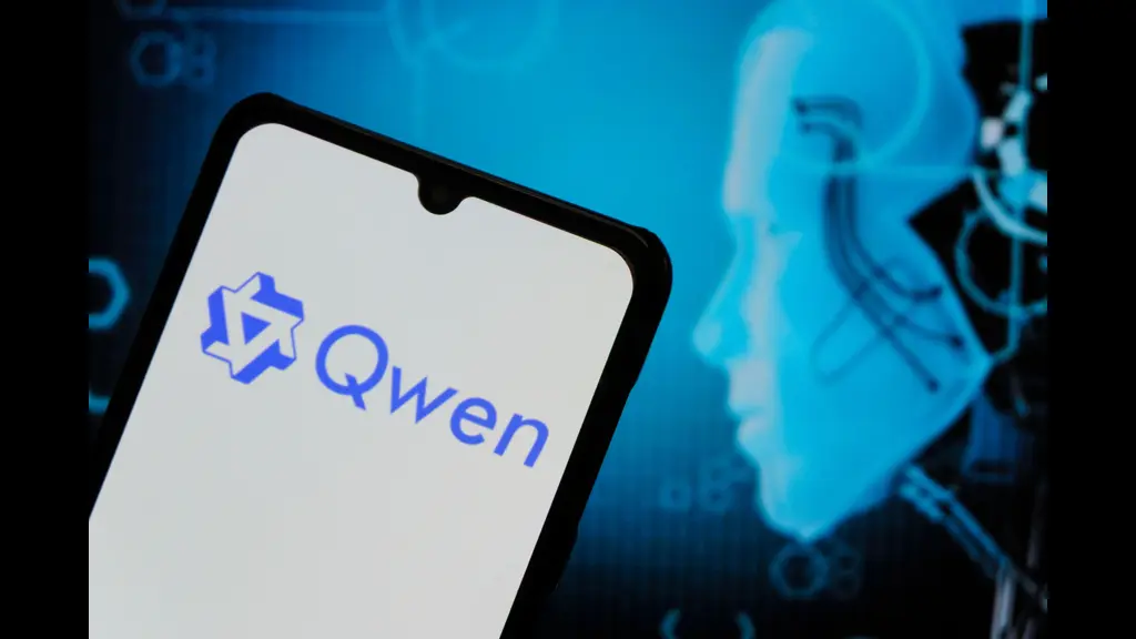 چطور با qwen ترید کنیم